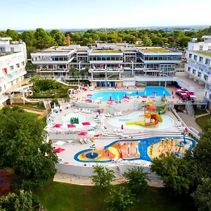 2* Отель Delfin Plava Laguna